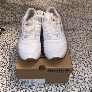 Women’s reebok 8.5